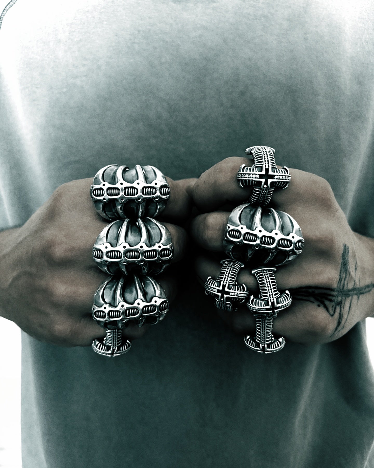 ALTERUM RING SS26