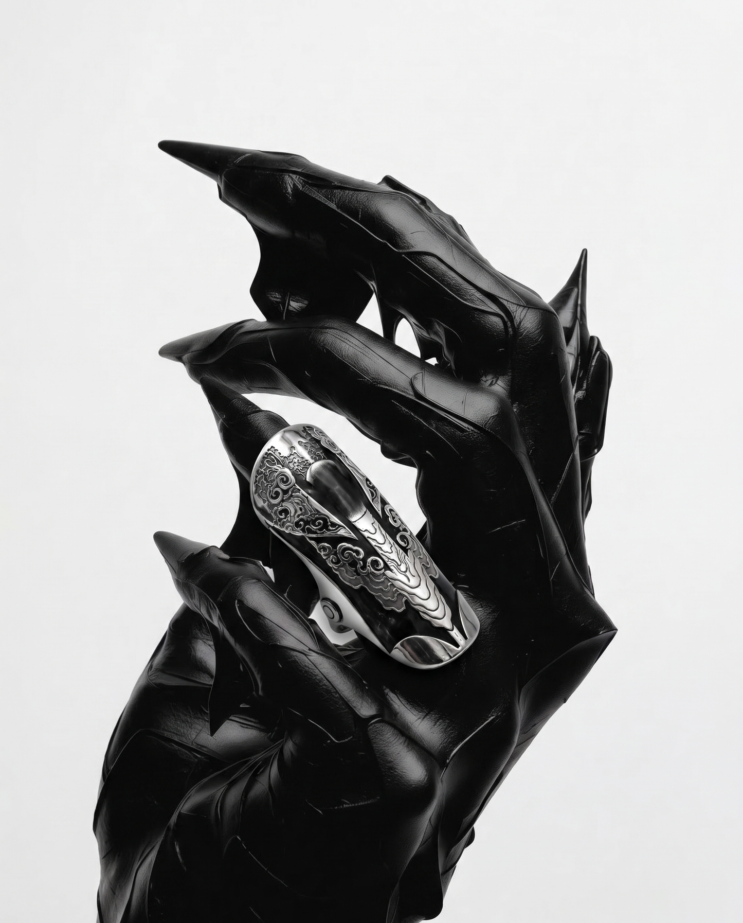 NINARI FINGER ARMOR — LIMITED COLLABORATION
