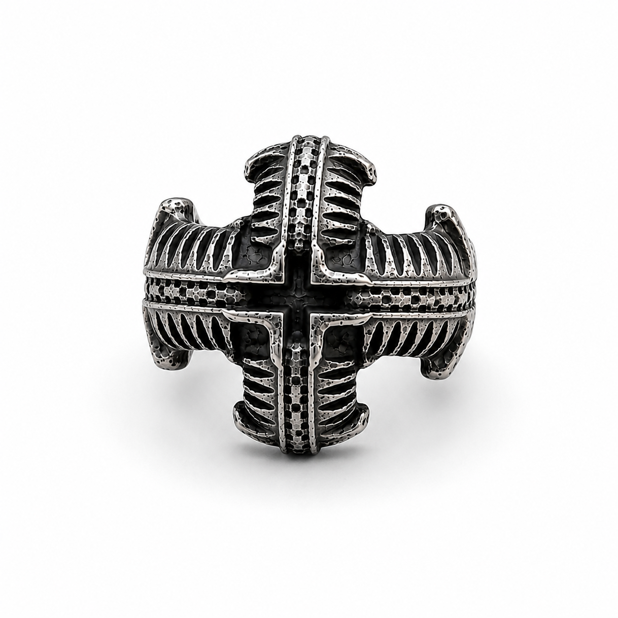 ALTERUM RING SS26