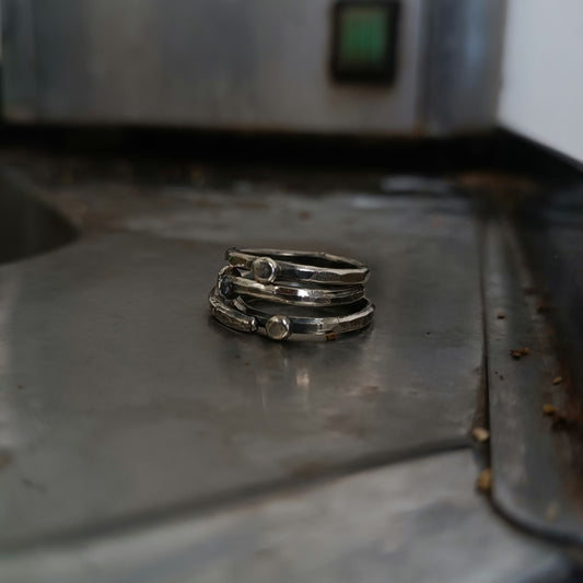 STACK OF 3 RINGS / HAMMERED