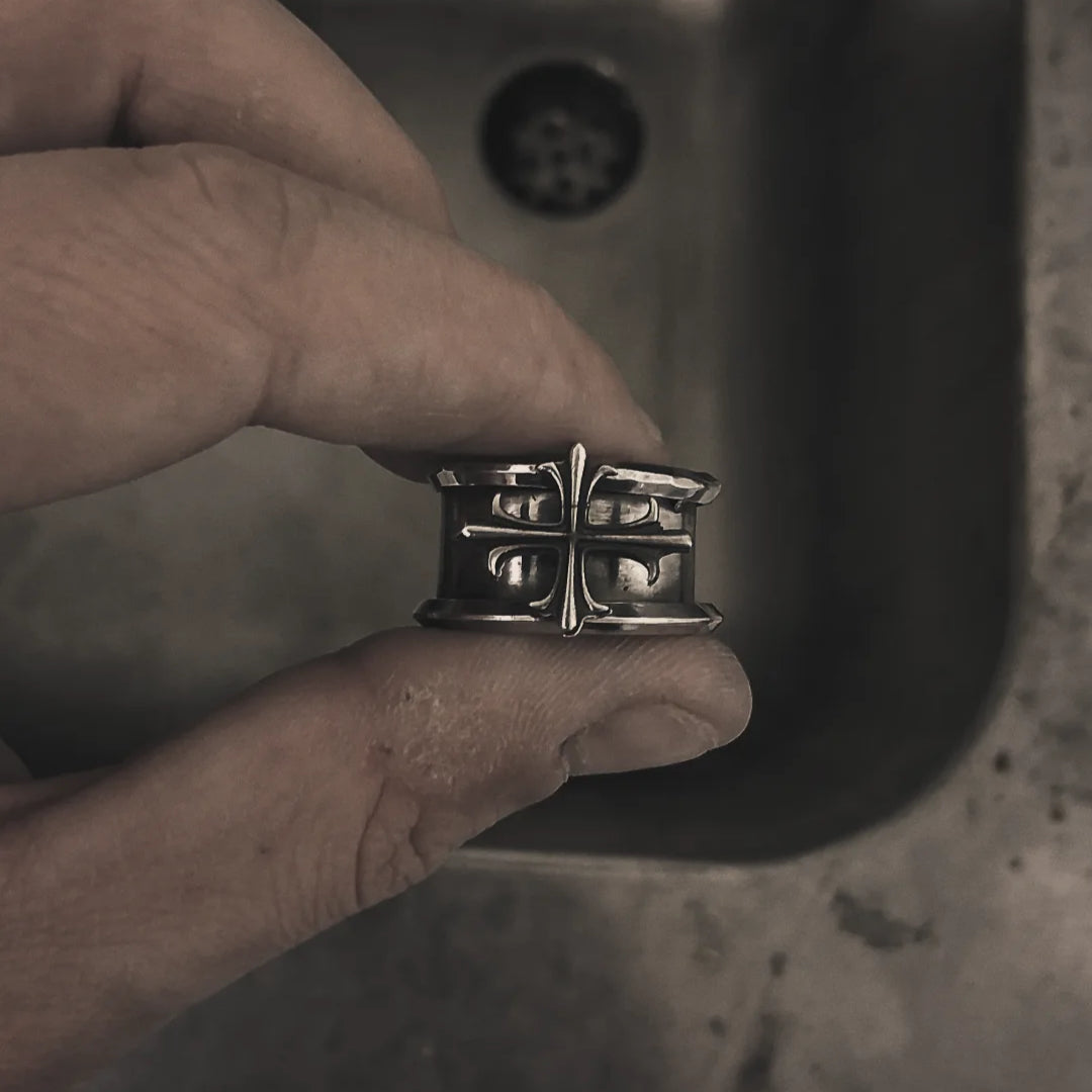 CROSS X BASIS RING