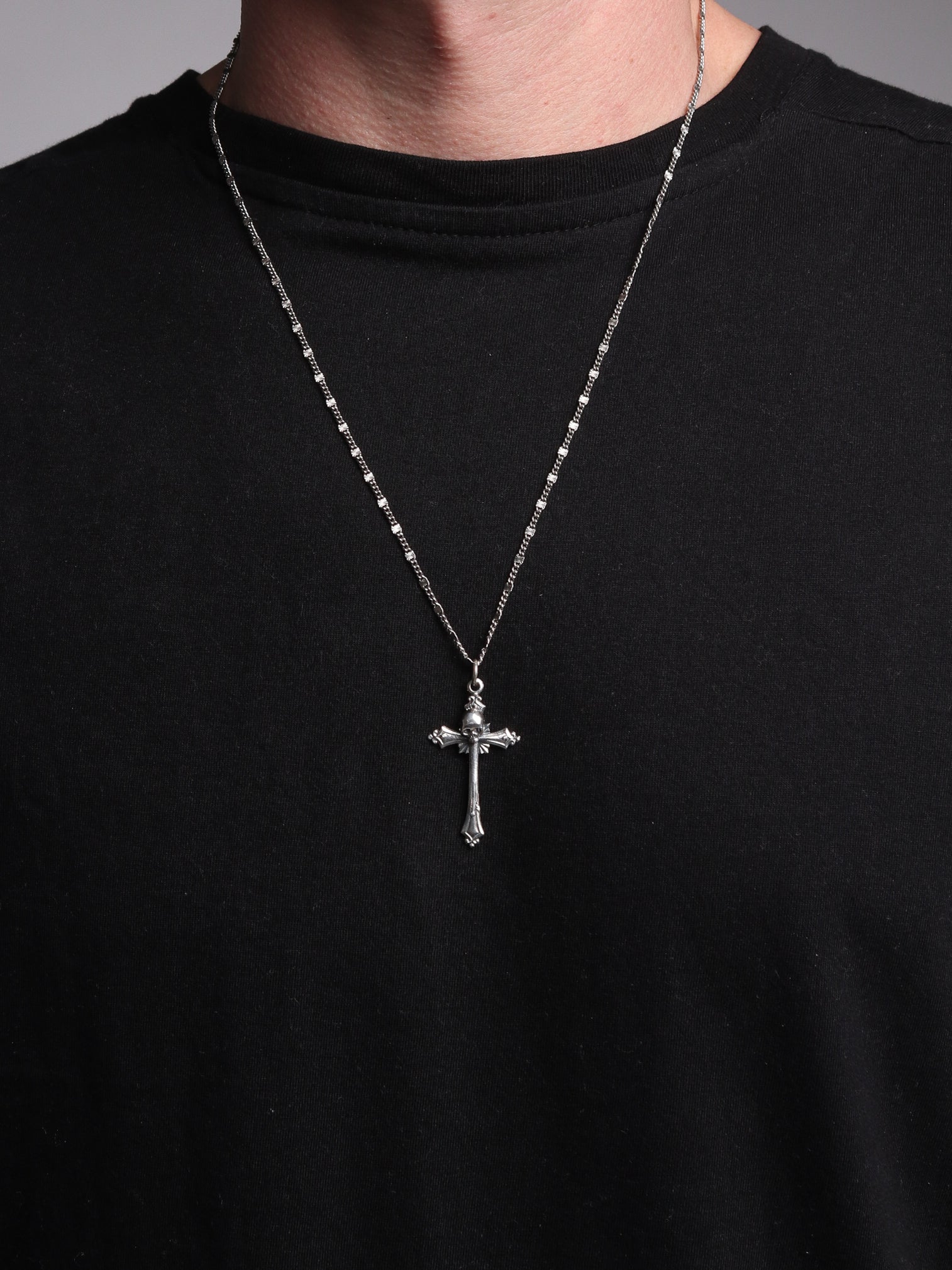 CROSS SKULL NECKLACE AW25