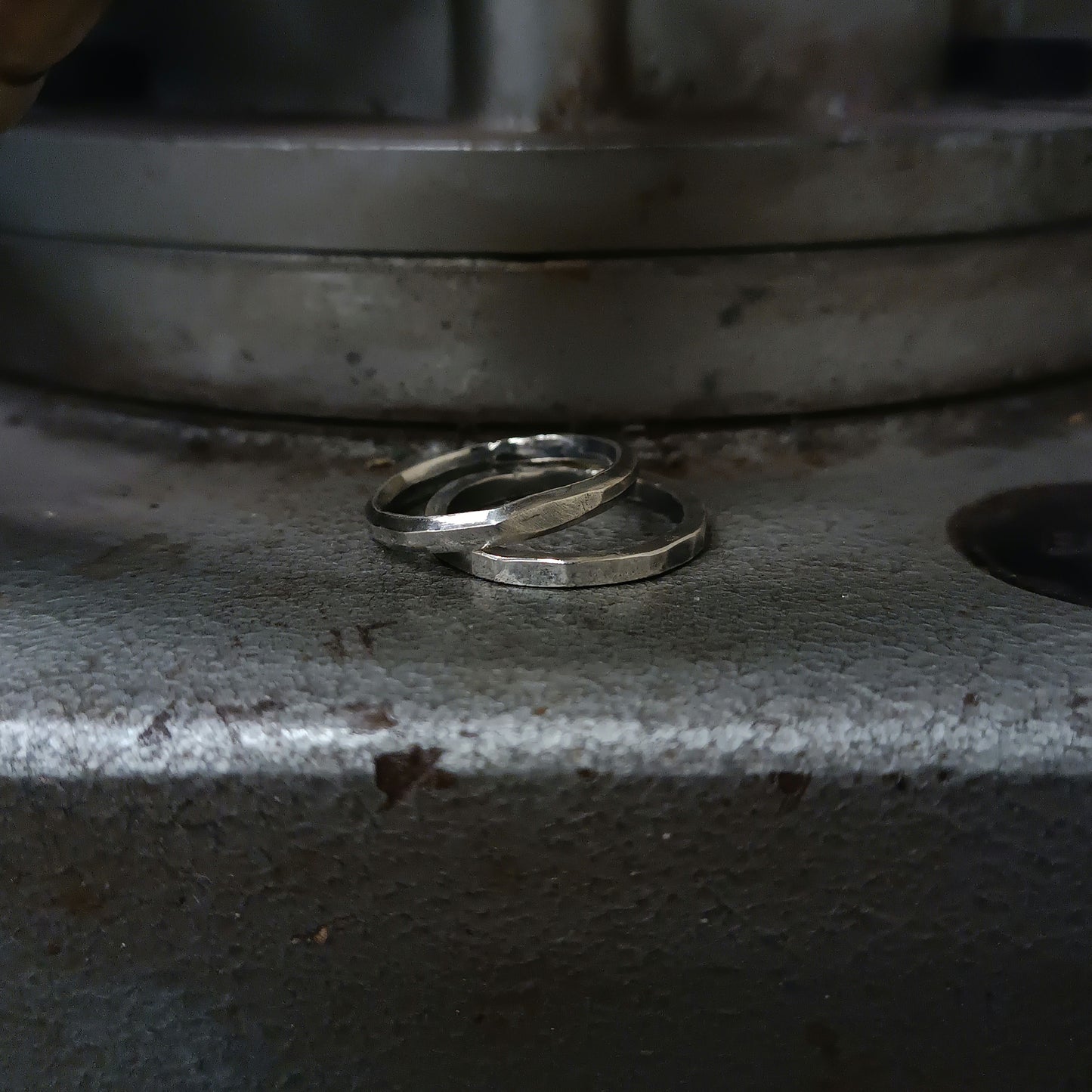 COUPLE OF HAMMERED RINGS