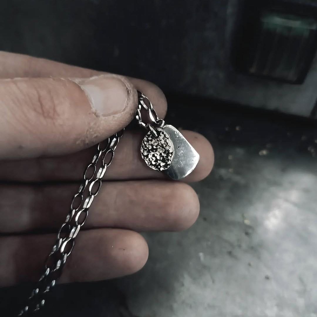 DOUBLE PLATES NECKLACES