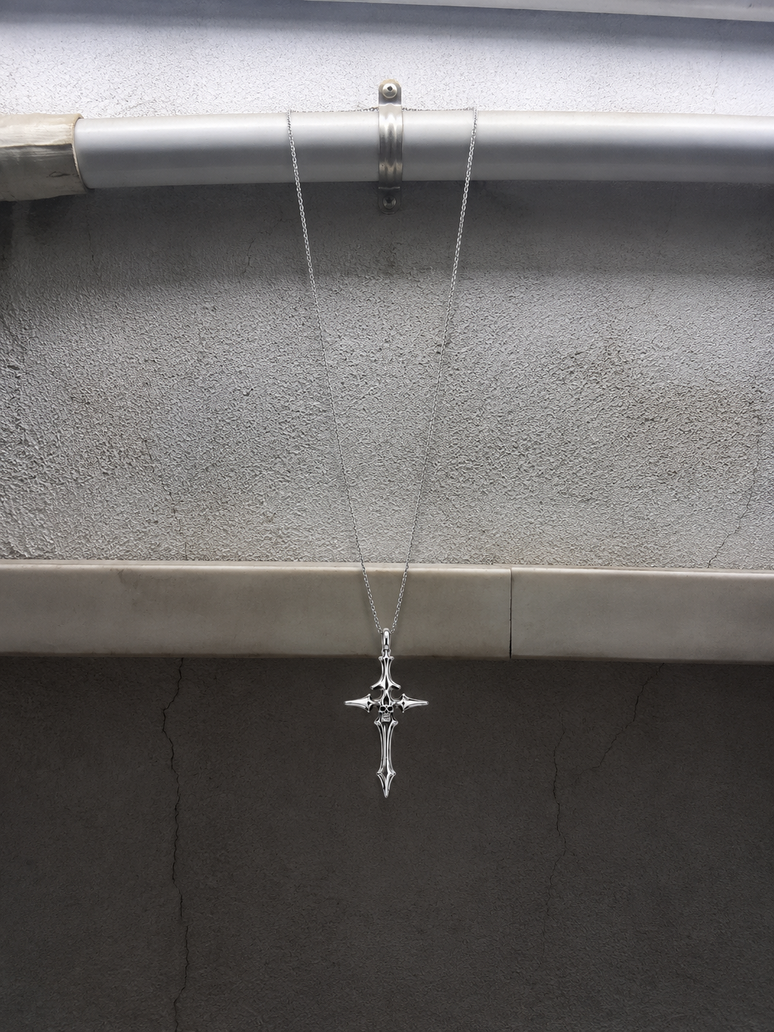 GEMINO CROSS SKULL NECKLACE