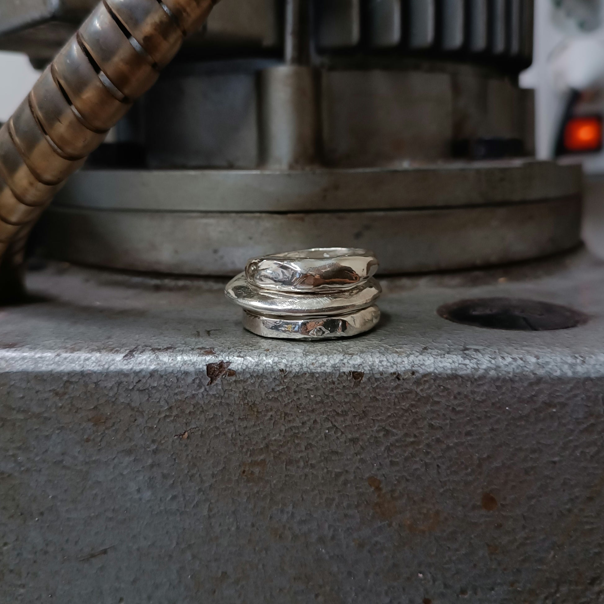 BUNDLE MASSIVE RINGS AW25