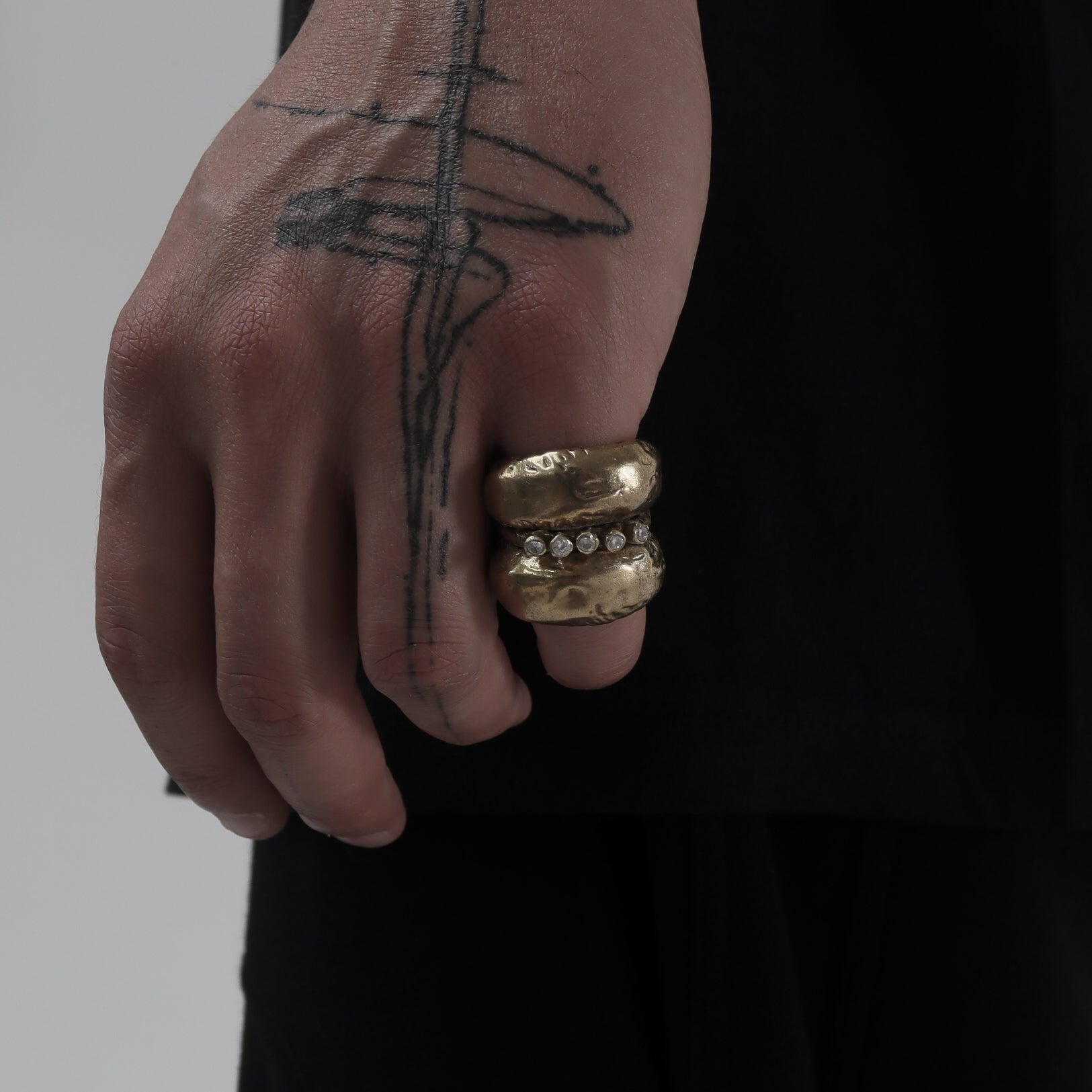 SET OF 3 / BRASS + WHITE