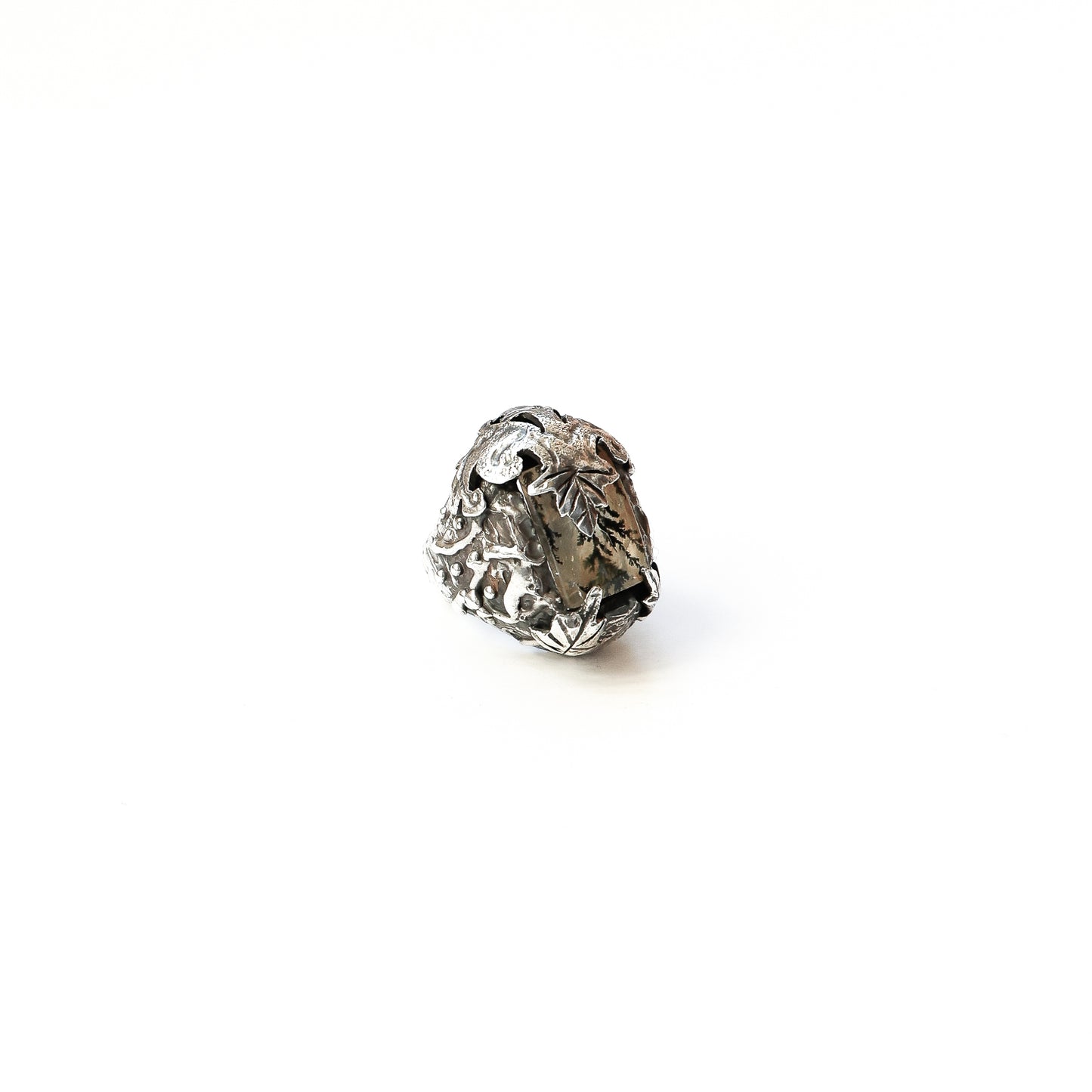 AW 26 // RING 7