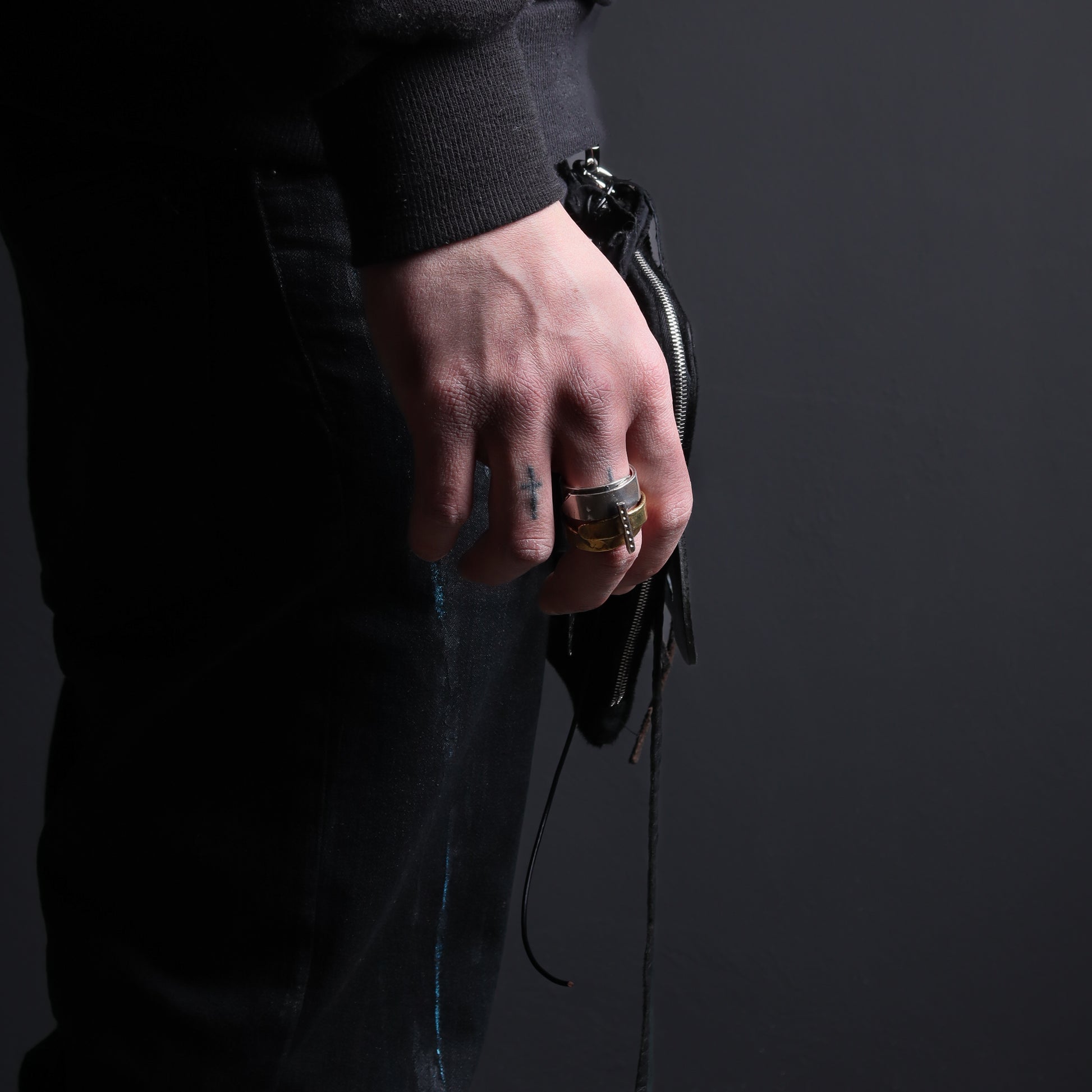 AW26/ RING 10