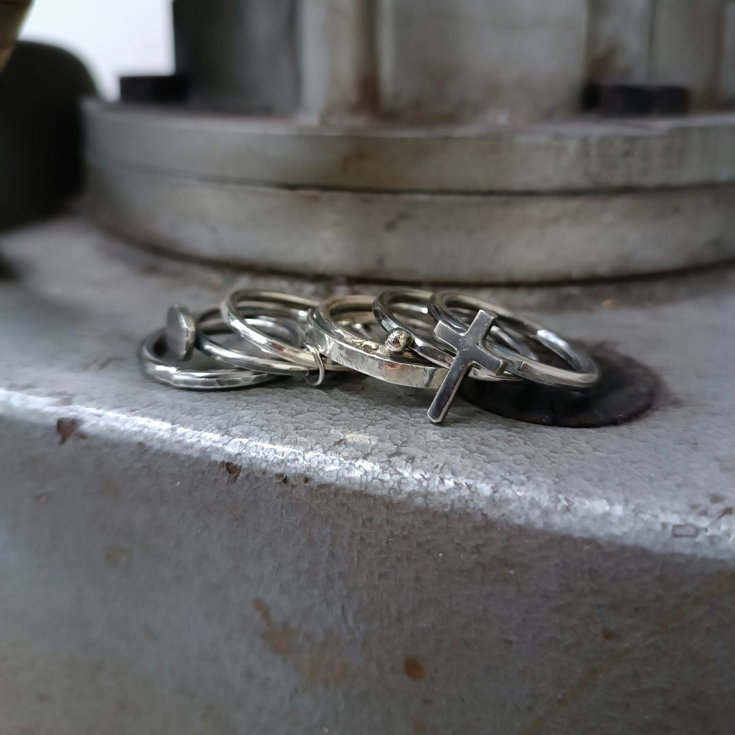 STACK OF 5 RINGS